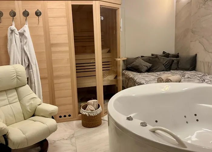 Brinje Private With *